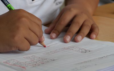 L’ART-THERAPIE ACCOMPAGNE LES ENFANTS DYS ET LEURS REDONNE CONFIANCE